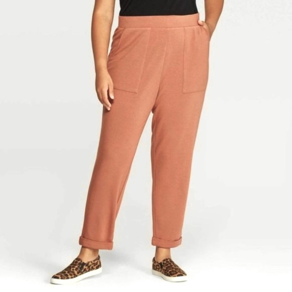 NWT Ava & Viv Plus Size Stretchy Joggers 3X